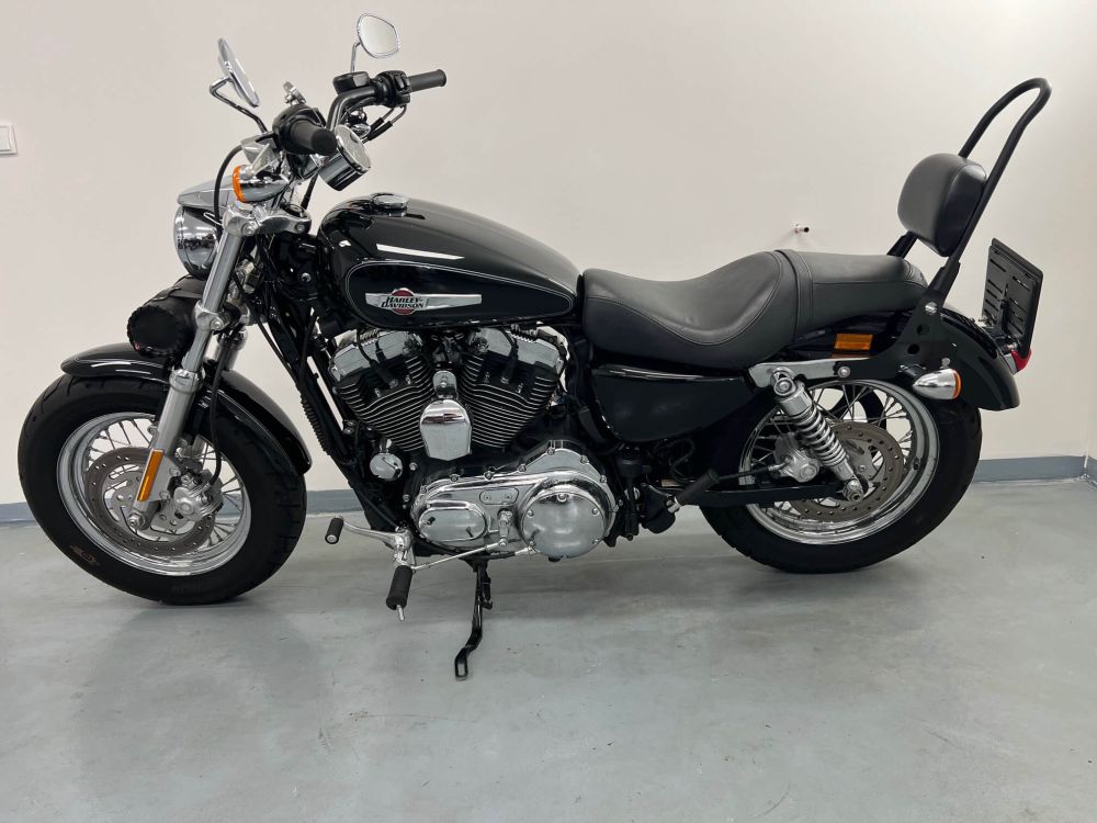 Harley-Davidson Sportster 1200 Custom