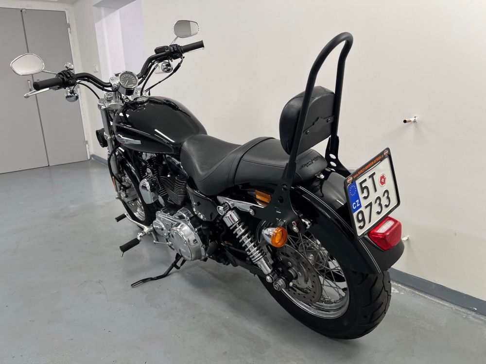 Harley-Davidson Sportster 1200 Custom